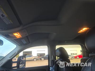 2010 Chevrolet Silverado 1500 LTZ Crew Cab Short Bed 1LZ - zdjęcie 18 z 25 - miniatura