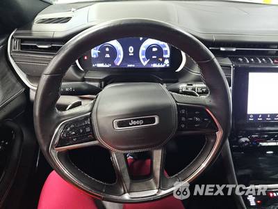 2022 Jeep Grand Cherokee Overland - zdjęcie 10 z 20 - miniatura