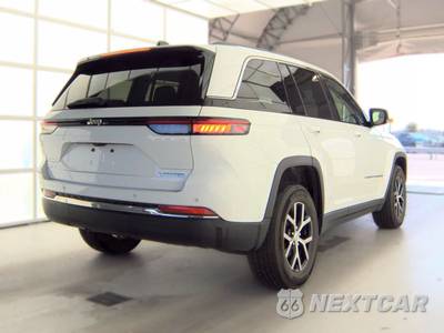 2023 Jeep Grand Cherokee Limited - zdjęcie 4 z 23 - miniatura