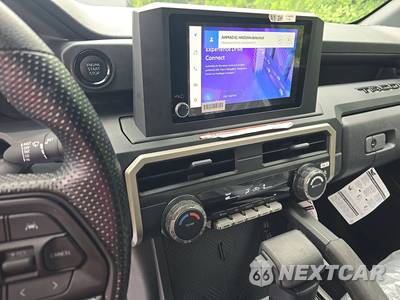 2025 Toyota Tacoma SR Crew Cab Medium Bed - zdjęcie 11 z 19 - miniatura