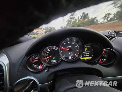 2013 Porsche Cayenne GTS - zdjęcie 15 z 28 - miniatura
