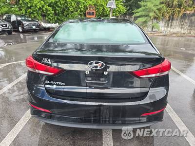 2017 Hyundai Elantra SE Sedan - zdjęcie 5 z 31 - miniatura
