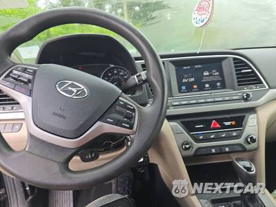 2017 Hyundai Elantra SE Sedan - zdjęcie 11 z 31 - miniatura
