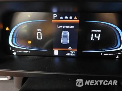 2024 Hyundai Elantra SE - zdjęcie 9 z 17 - miniatura
