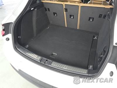 2018 Porsche Macan - zdjęcie 13 z 19 - miniatura