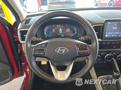 2024 Hyundai Venue SEL - zdjęcie 10 z 35 - miniatura