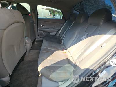 2024 Hyundai Elantra SEL - zdjęcie 13 z 20 - miniatura