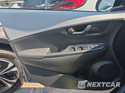 2021 Hyundai Kona SEL Plus - zdjęcie 9 z 33 - miniatura