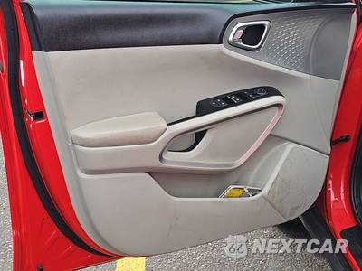 2025 Kia Soul LX - zdjęcie 9 z 31 - miniatura