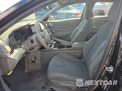 2023 Hyundai Elantra SEL - zdjęcie 7 z 51 - miniatura
