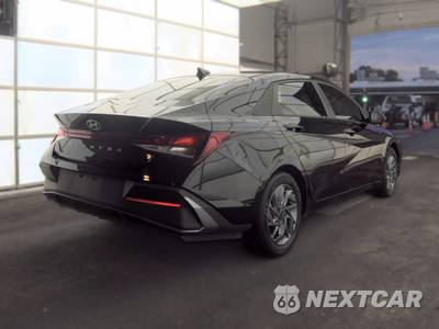 2024 Hyundai Elantra SEL - zdjęcie 4 z 26 - miniatura