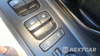 2025 Hyundai Elantra SEL Sport - zdjęcie 20 z 43 - miniatura