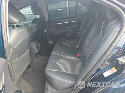2018 Toyota Camry SE - zdjęcie 13 z 18 - miniatura