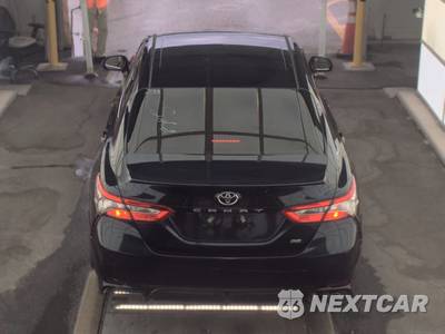 2018 Toyota Camry SE - zdjęcie 5 z 18 - miniatura