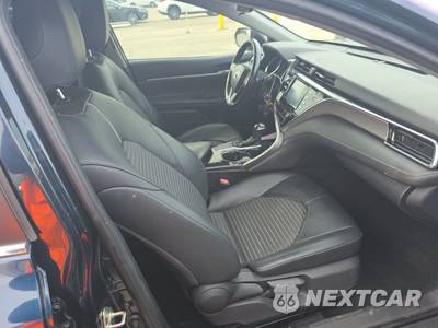 2018 Toyota Camry SE - zdjęcie 8 z 18 - miniatura
