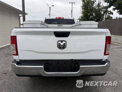 2022 Ram 2500 Tradesman Crew Cab Long Bed - zdjęcie 33 z 51 - miniatura