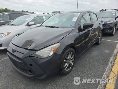 2019 Toyota Yaris LE Sedan - zdjęcie 1 z 33 - miniatura