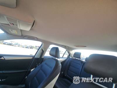 2014 Volkswagen Jetta SE Sedan w/Connectivity - zdjęcie 17 z 34 - miniatura