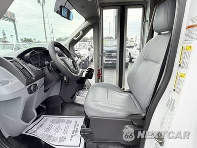 2019 Ford Transit 350 HD Cutaway 10360 GVWR DRW - zdjęcie 12 z 23 - miniatura