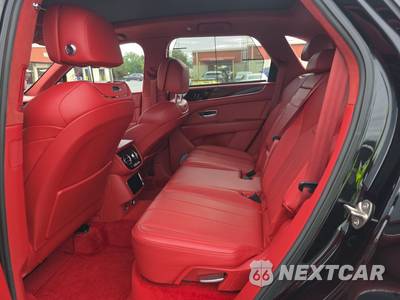 2023 Bentley Bentayga V8 - zdjęcie 13 z 30 - miniatura