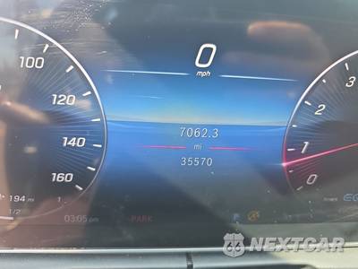 2022 Mercedes-Benz C 300 Sedan - zdjęcie 12 z 33 - miniatura