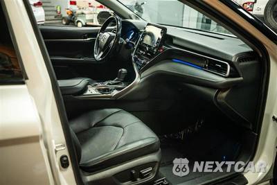 2021 Toyota Camry Hybrid XSE - zdjęcie 12 z 30 - miniatura