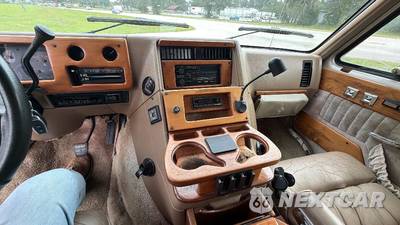 1995 Chevrolet G20 Chevy Van - zdjęcie 13 z 42 - miniatura