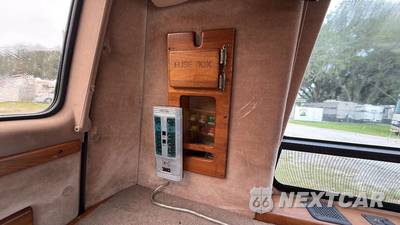 1995 Chevrolet G20 Chevy Van - zdjęcie 32 z 42 - miniatura