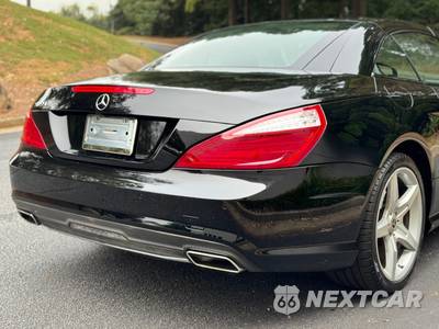 2015 Mercedes-Benz SL 550 - zdjęcie 27 z 74 - miniatura