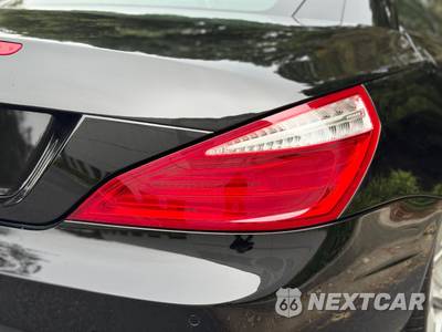 2015 Mercedes-Benz SL 550 - zdjęcie 34 z 74 - miniatura