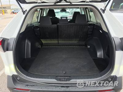 2019 Toyota RAV4 LE - zdjęcie 16 z 24 - miniatura