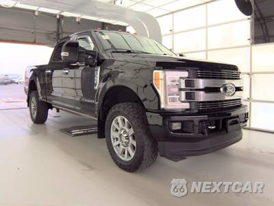 2018 Ford Super Duty F-350 Limited Crew Cab Medium Bed - zdjęcie 3 z 36 - miniatura