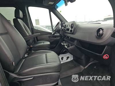 2023 Mercedes-Benz Sprinter 2500 Crew Van Standard Roof 144.0" WB - zdjęcie 8 z 33 - miniatura