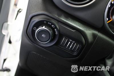 2022 Jeep Wrangler Unlimited High Tide Edition - zdjęcie 11 z 35 - miniatura
