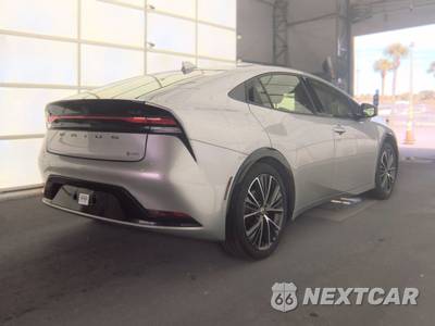 2023 Toyota Prius XLE - zdjęcie 4 z 20 - miniatura