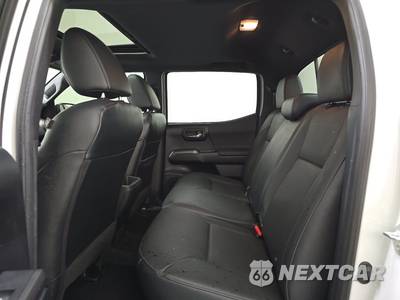 2021 Toyota Tacoma Nightshade Crew Cab Medium Bed - zdjęcie 13 z 35 - miniatura