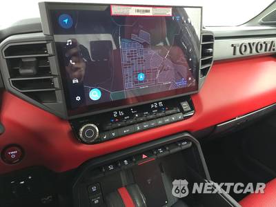 2026 Toyota Tundra i-FORCE MAX Limited Crew Cab Short Bed - zdjęcie 11 z 20 - miniatura
