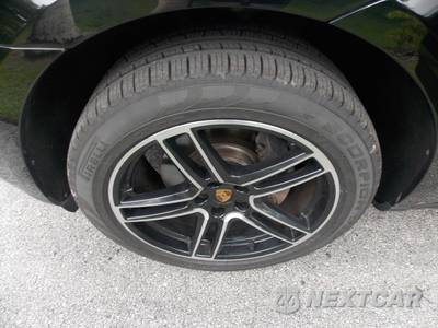 2020 Porsche Macan - zdjęcie 24 z 32 - miniatura