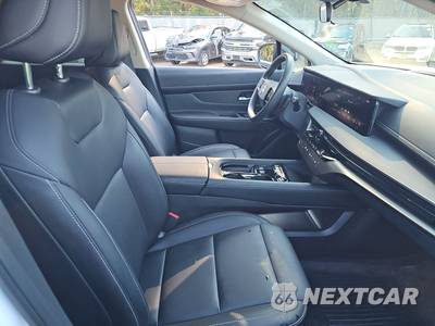 2025 Nissan Murano SV - zdjęcie 8 z 20 - miniatura