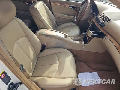 2009 Mercedes-Benz E 350 4MATIC Sedan - zdjęcie 8 z 17 - miniatura