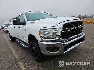 2023 Ram 3500 Big Horn Crew Cab Long Bed DRW - zdjęcie 3 z 32 - miniatura