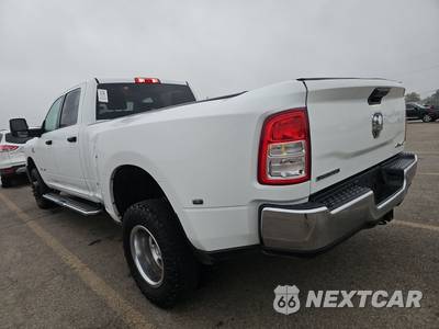 2023 Ram 3500 Big Horn Crew Cab Long Bed DRW - zdjęcie 6 z 32 - miniatura