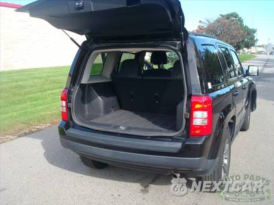 2015 Jeep Patriot High Altitude Edition - zdjęcie 31 z 76 - miniatura