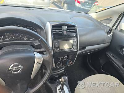 2015 Nissan Versa Note SV - zdjęcie 11 z 32 - miniatura