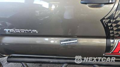 2011 Toyota Tacoma PreRunner Crew Cab Medium Bed - zdjęcie 39 z 41 - miniatura