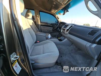 2011 Toyota Tacoma PreRunner Crew Cab Medium Bed - zdjęcie 8 z 41 - miniatura