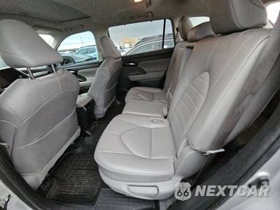 2024 Toyota Highlander XLE - zdjęcie 13 z 29 - miniatura