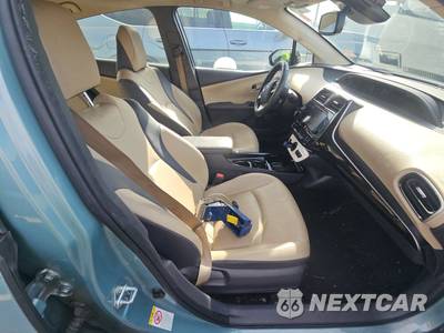 2017 Toyota Prius Four - zdjęcie 8 z 17 - miniatura