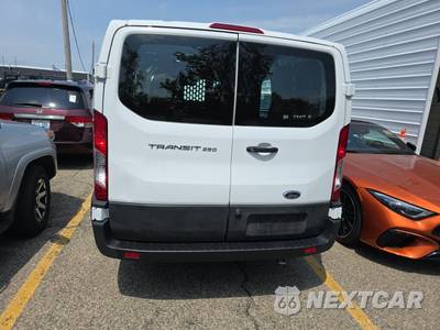 2025 Ford Transit 250 Cargo Van Low Roof 130.0" WB - zdjęcie 5 z 26 - miniatura