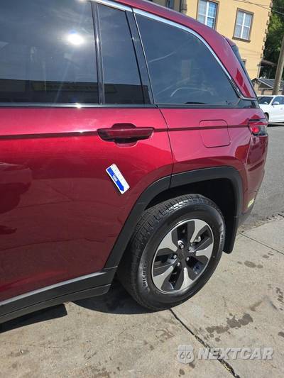 2023 Jeep Grand Cherokee 4xe - zdjęcie 21 z 27 - miniatura
